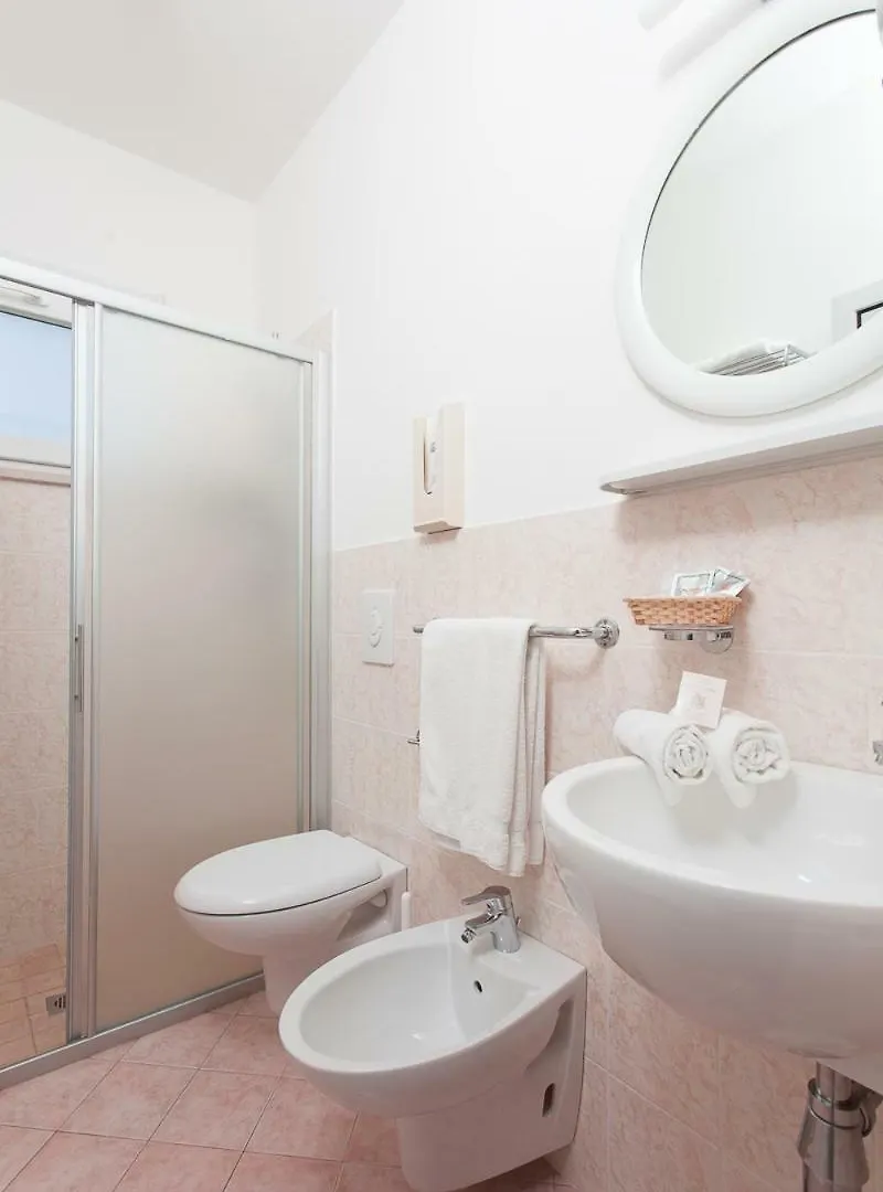 Hotel Camay Cesenatico 3*,